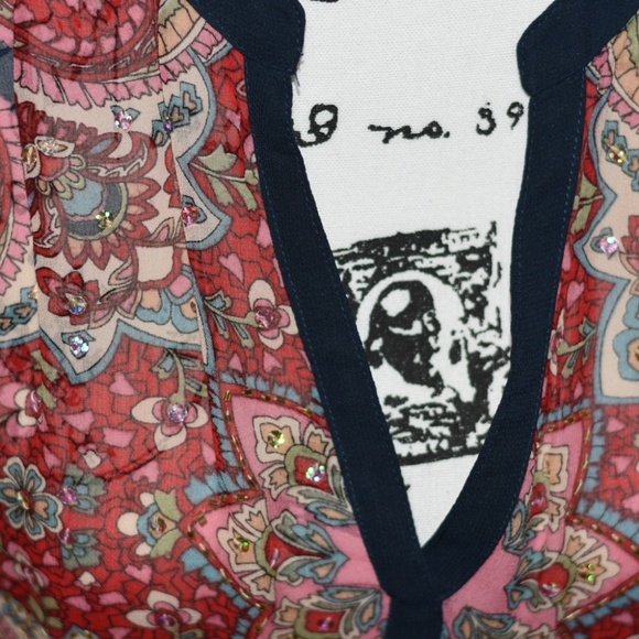 Tunic - Picture 2 of 3